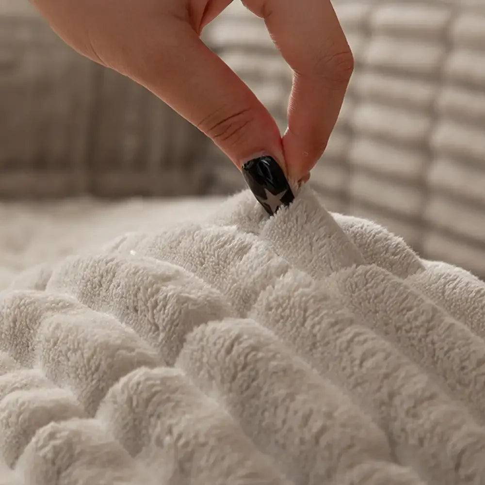 Cove - One-Piece Waterproof Flannel Sofa Cover, Non-Slip