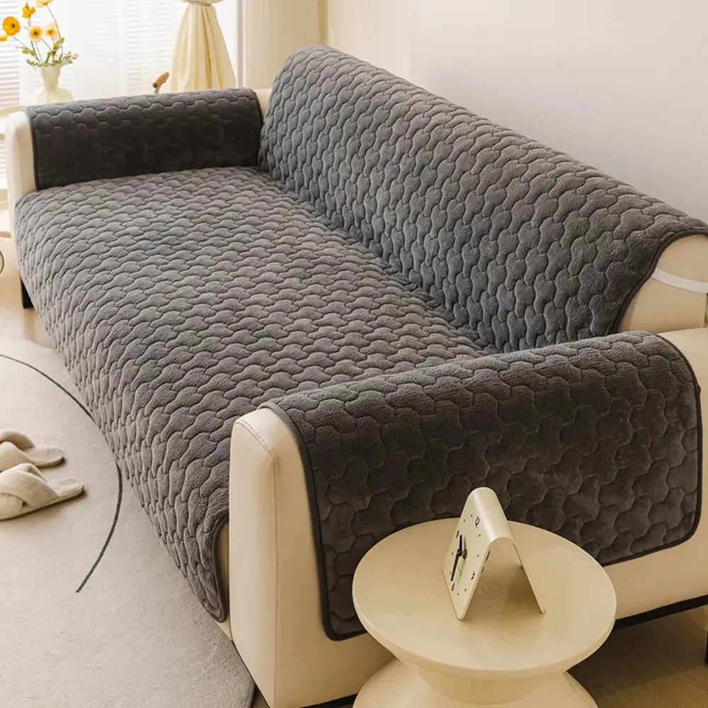 Yare - One-Piece Plush Sofa Cover
