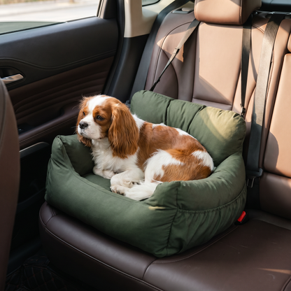 Grove dog car seat with Cavalier King Charles Spaniel