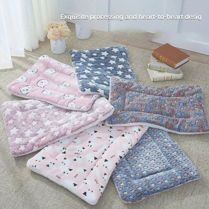 Eden - Flannel Sleeping Mat for Dogs and Cats, Non-Slip and Washable