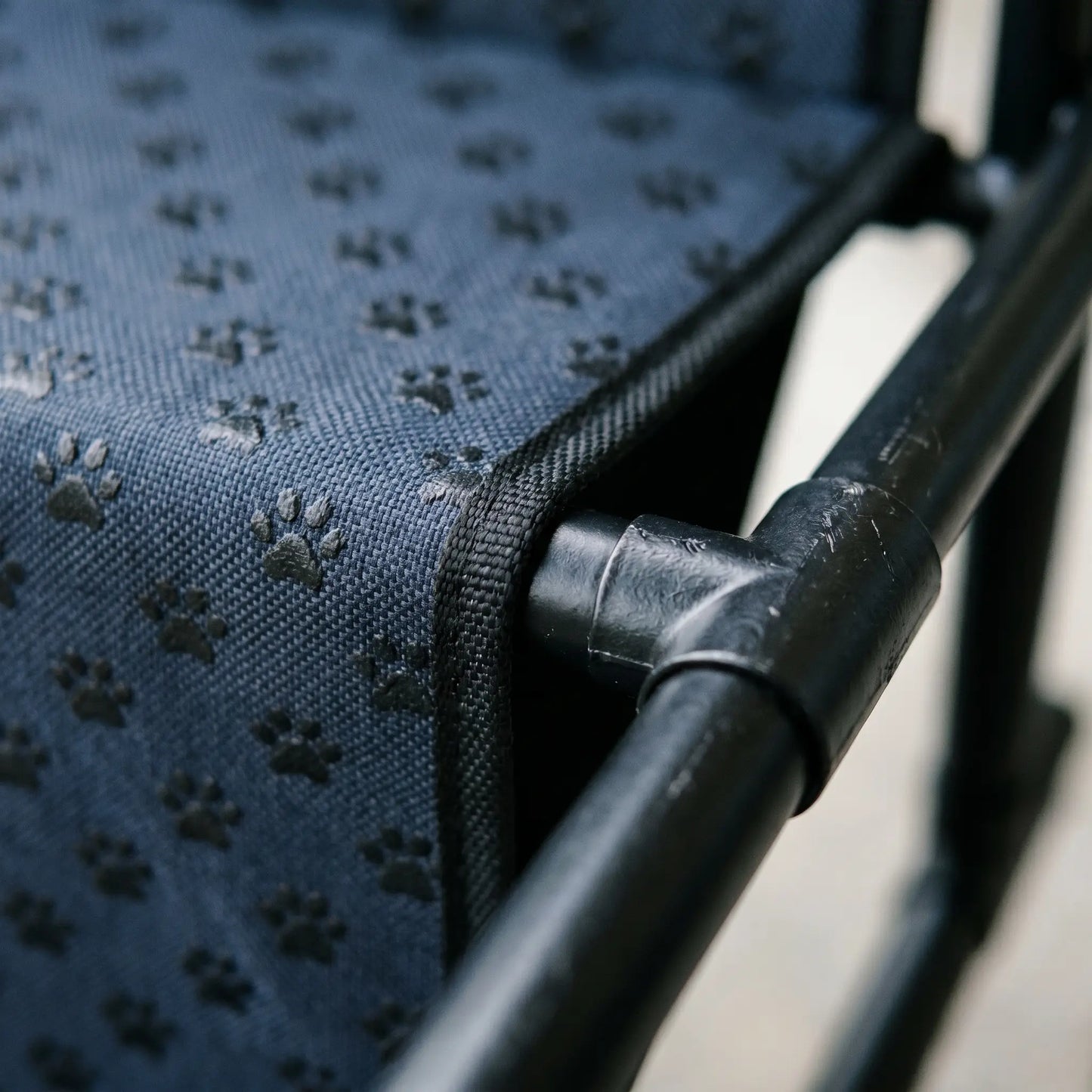 Foss dog stairs textured step and steel frame detail