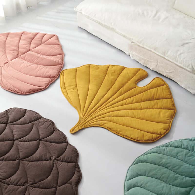 Hadley - Leaf-Shaped Dog Blanket in Cotton and Polyester