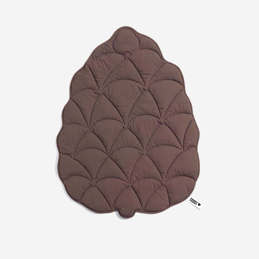 Hadley - Leaf-Shaped Dog Blanket in Cotton and Polyester