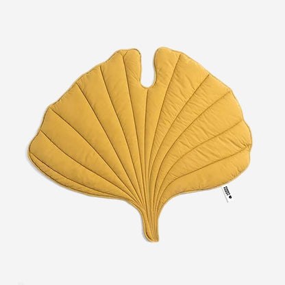 Hadley - Leaf-Shaped Dog Blanket in Cotton and Polyester