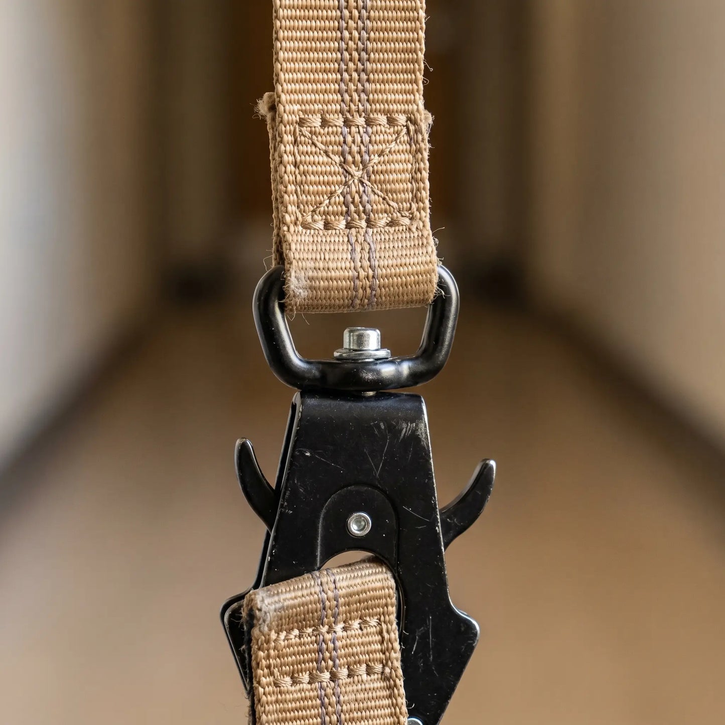 Vesper leash webbing and carabiner detail